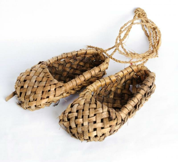 Обувь древних славян лапти