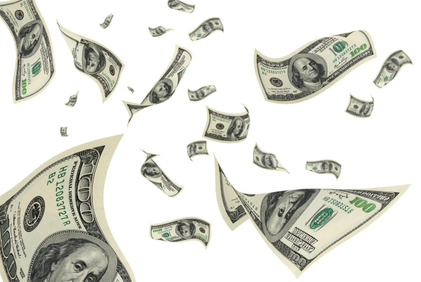 Деньги на белом фоне