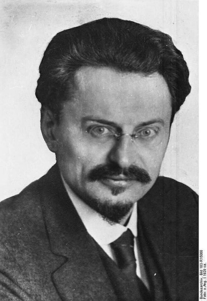 Троцкий (Бронштейн) Лев Давидович