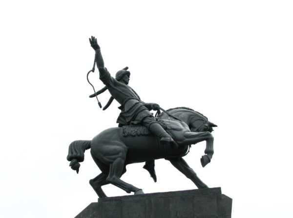 Конь Салавата Юлаева памятник