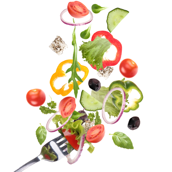 Нарезанные овощи на прозрачном фоне