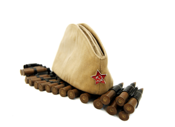 Солдатская пилотка