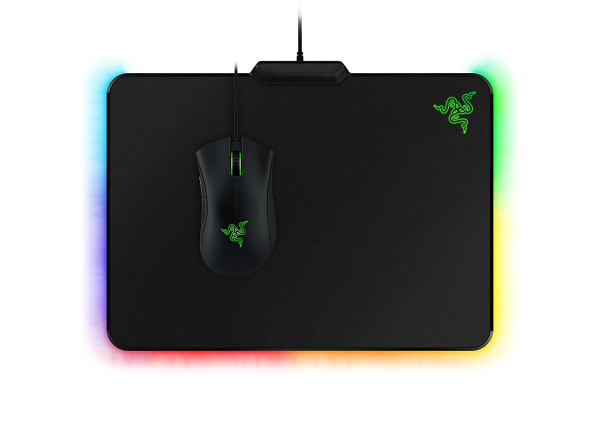 Игровой коврик для мыши Razer Firefly v2 (rz02-03020100-r3m1)
