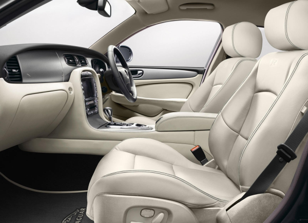 Jaguar XJ x350 салон